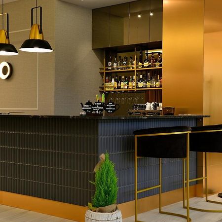 Quest Hotel - Dawniej Hotel Planeta Brzesko Εξωτερικό φωτογραφία