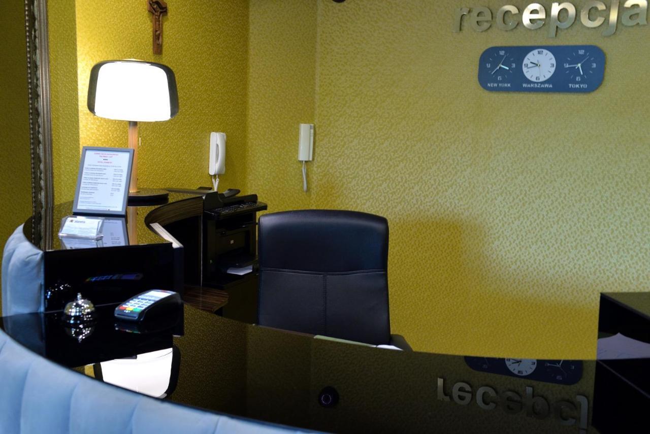 Quest Hotel - Dawniej Hotel Planeta Brzesko Εξωτερικό φωτογραφία