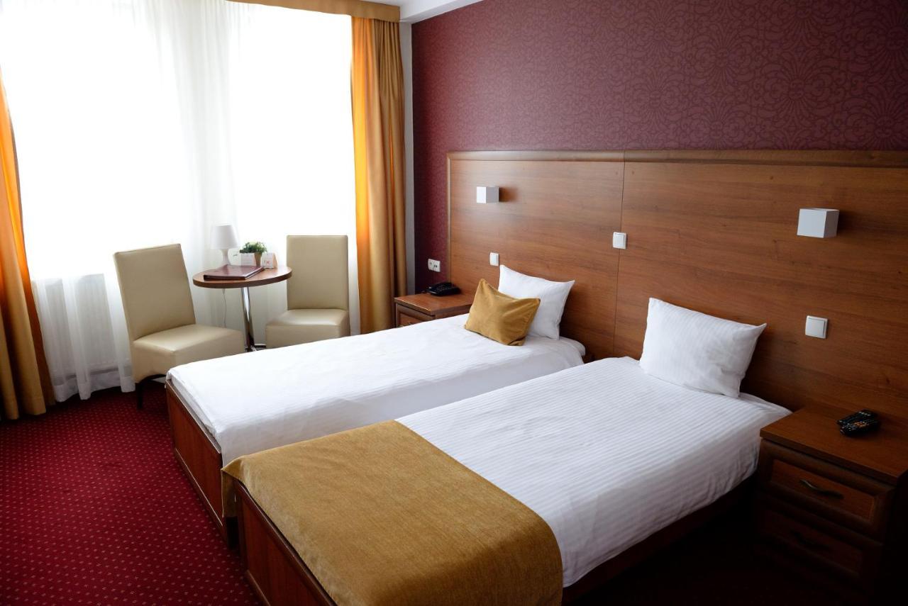 Quest Hotel - Dawniej Hotel Planeta Brzesko Εξωτερικό φωτογραφία