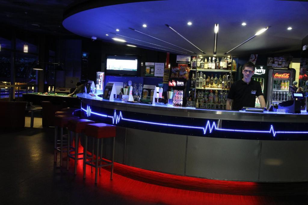 Quest Hotel - Dawniej Hotel Planeta Brzesko Εξωτερικό φωτογραφία